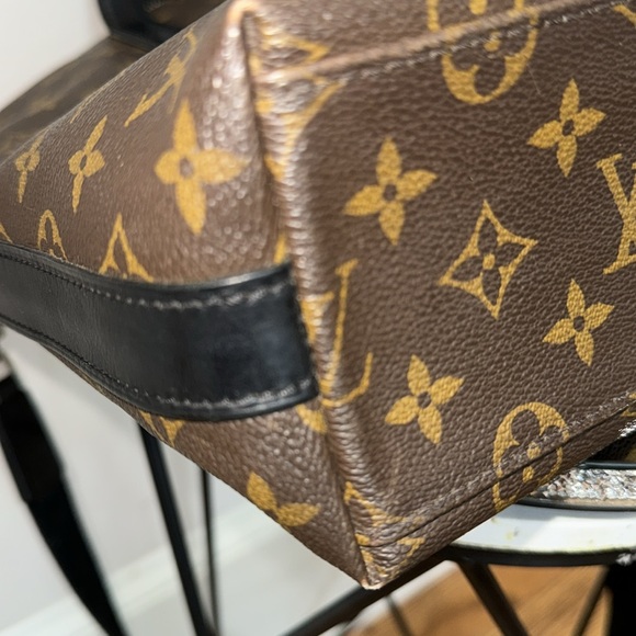 Louis Vuitton Monogram 3-Way Macassar Kitan Business Bag. Pre-Loved DU 3141. - Picture 10 of 15